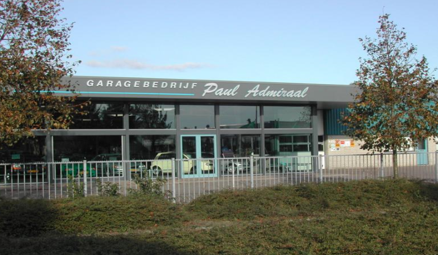 Deuren, ramen, hefschuifpui, vouwdeuren, harmonica vouwdeuren, schuiframen, authentieke kozijnen, duurzame kozijnen, isolerende kozijnen, Kozijnen van Kuiters, kozijnen van hout, houten kozijnen, houten deuren, houten ramen, isolatie kozijnen, Accoya kozijnen, kozijn van Accoya, Accoya bekleding,