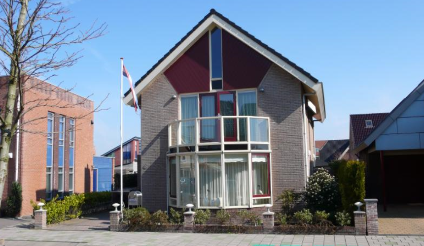 Kozijnen van Kuiters, kozijnen van hout, houten kozijnen, houten deuren, houten ramen, deur van hout, duurzame kozijnen, isolatie kozijnen, Accoya kozijnen, kozijn van Accoya, Accoya bekleding