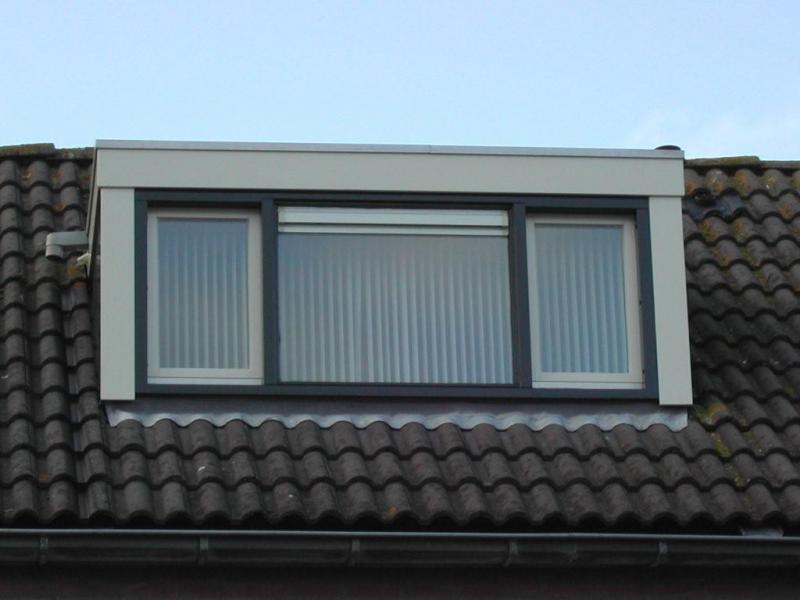 dakkapel, dakkapellen, houten dakkapel, houten dakkapel, Dakkapel glooiend dak, Dakkapel in puntvorm, Dakkapel met overstek, Dakkapel meelopenddak, Dakkapel standaard